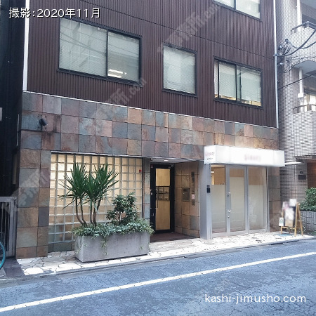 ビル前面