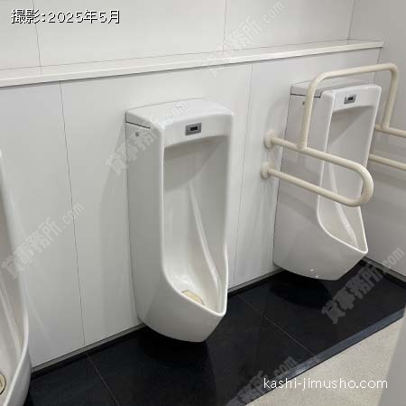 男性トイレ