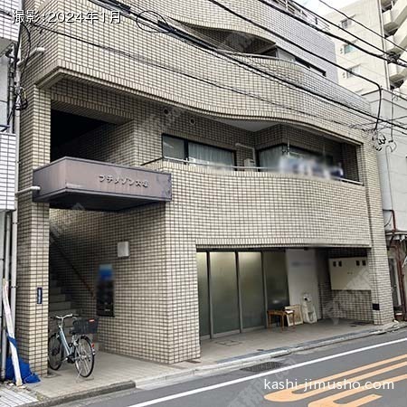 ビル前面