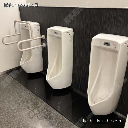 男性トイレ