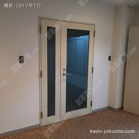貸室入口①