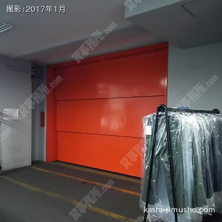 貨物用大型エレベーター