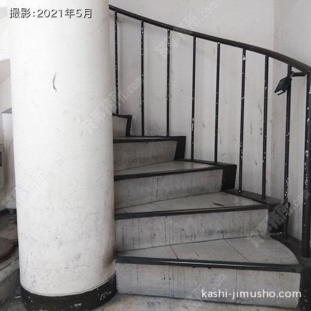 共用階段
