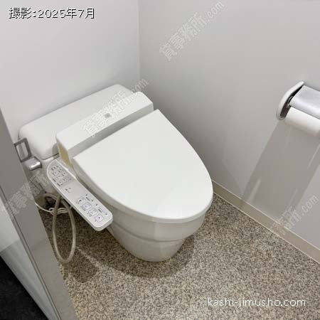 男性トイレ