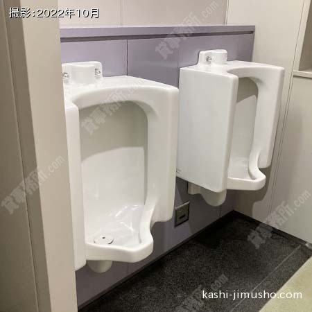 男性トイレ