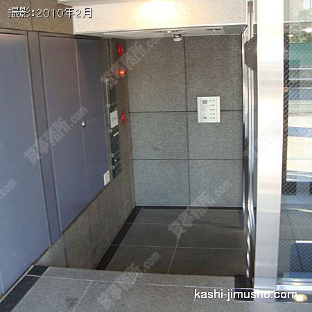 エントランス 
