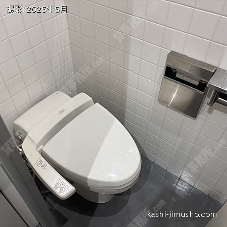 男性トイレ