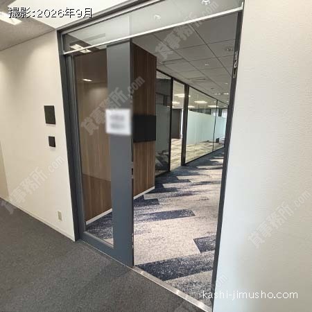 貸室入口