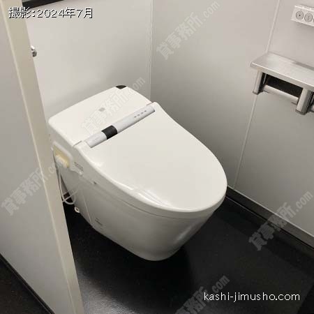 男性トイレ