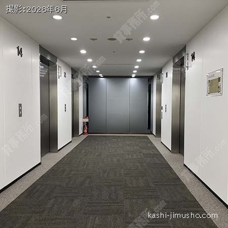 貸室階エレベーターホール 貸室階エレベーターホール