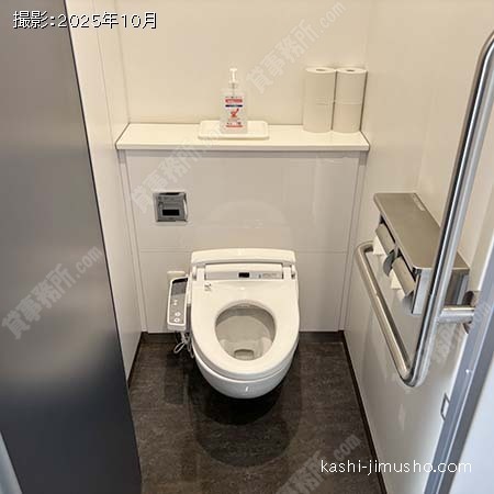 男性トイレ 男性トイレ