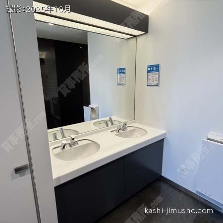 男性トイレ 男性トイレ