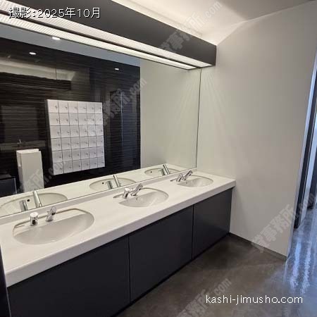 女性トイレ 女性トイレ