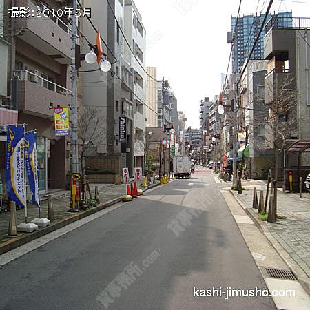近隣の商店街 