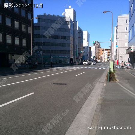 前面道路（立川通り）