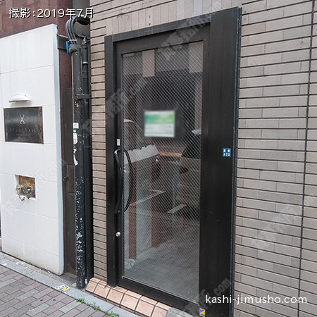 ビル入口