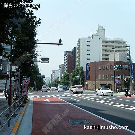 前面道路（江戸通り）