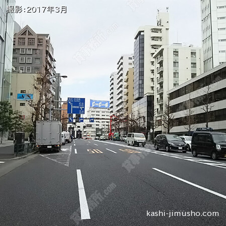 前面道路（駒沢通り）