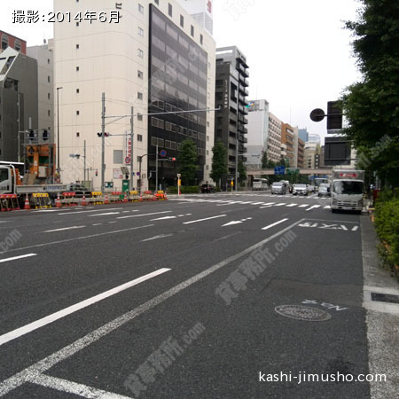 前面道路（外堀通り）