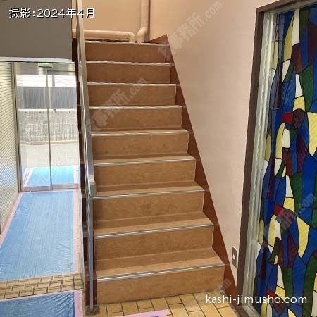 共用階段