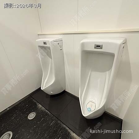 男性トイレ 男性トイレ