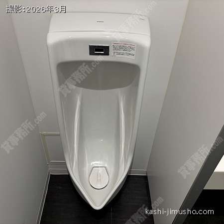 男性トイレ 男性トイレ