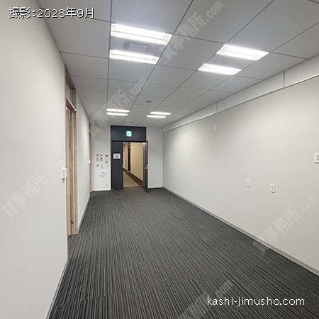 貸室階エレベーターホール 貸室階エレベーターホール