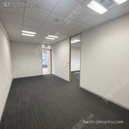 貸室入口 貸室入口