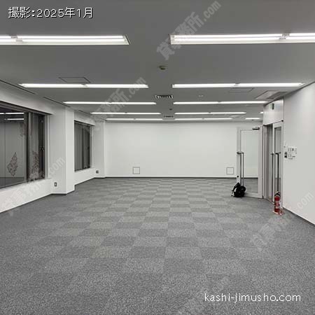 貸室内(B1階)