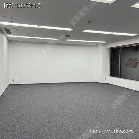 貸室内(B1階)