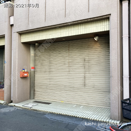 貸室入口(1階)