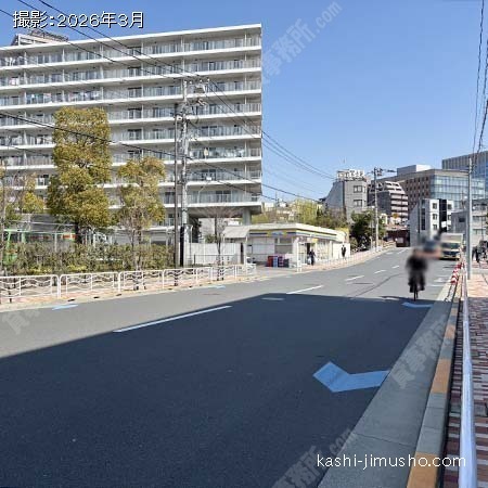 前面道路(琴平通り）