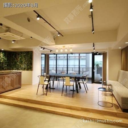 貸室内(8階)