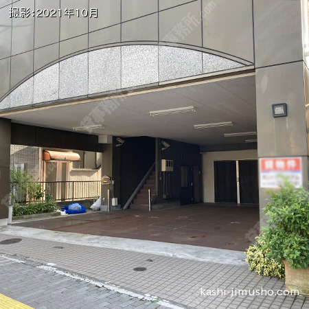 ビル前面