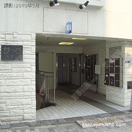 ビル入口