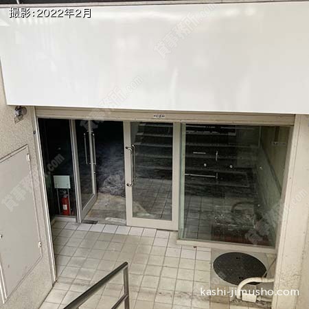 貸室専用出入口(地下1階）