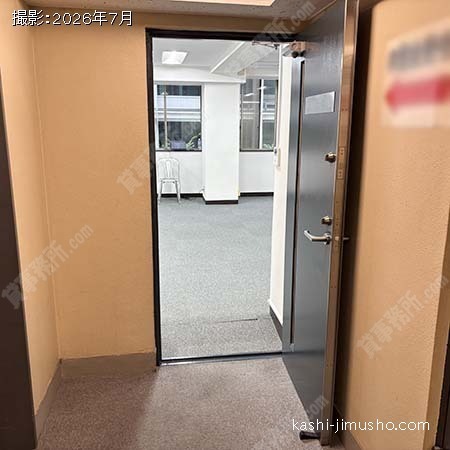 貸室入口 貸室入口