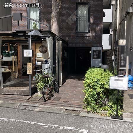 ビル入口