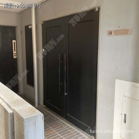 貸室入口(2階B号室)