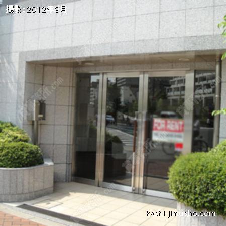 １Ｆ貸室入口 
