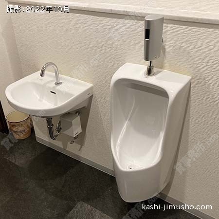 男性トイレ