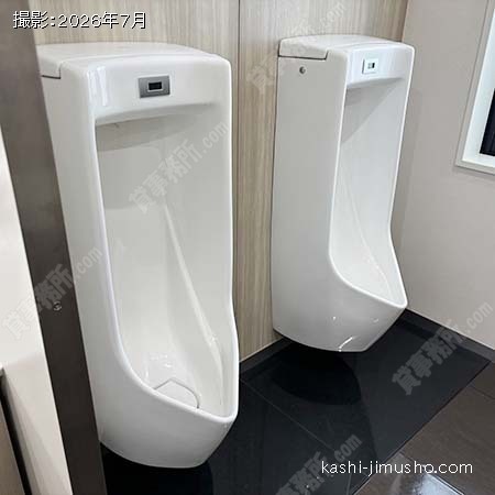 男性トイレ