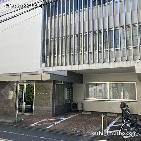 ビル前面