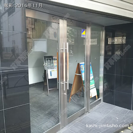 ビル入口