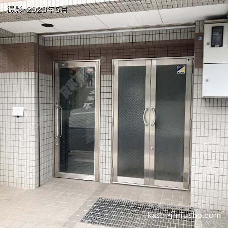 ビル入口