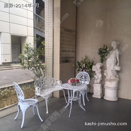 エントランス②
