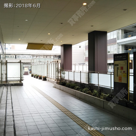 日暮里駅直結デッキ