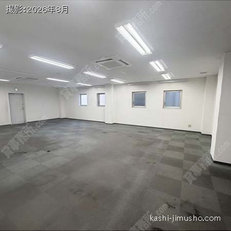 貸室内(3階・原状回復前)