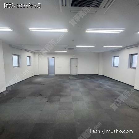 貸室内(3階・原状回復前)