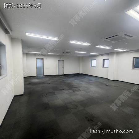 貸室内(3階・原状回復前)